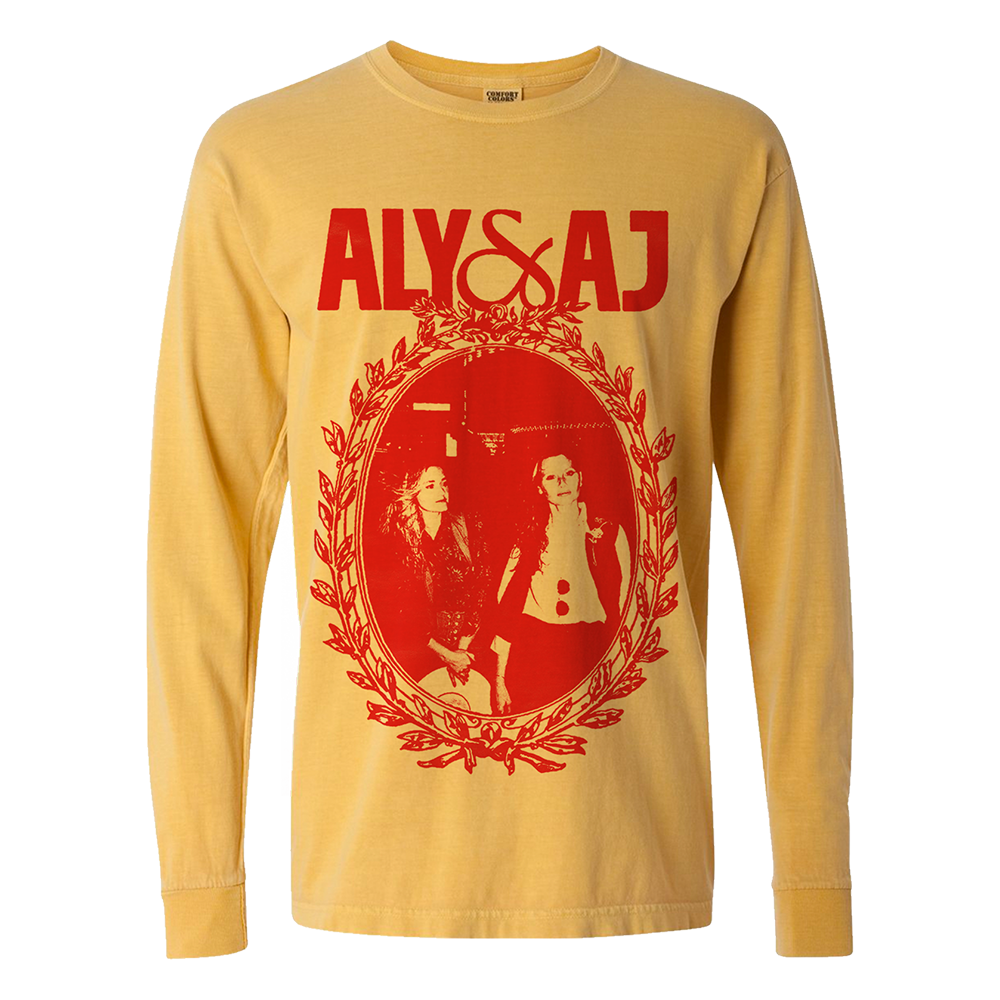 Photo Wreath Red/Yellow Long Sleeve