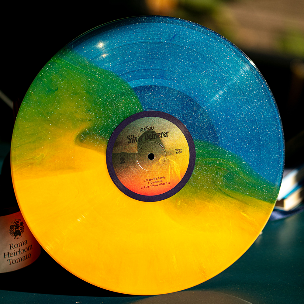 Silver Deliverer 2LP Color 33 1/3rpm
